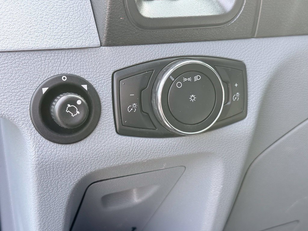 Used 2018 Ford Transit 350 XL RWD image 16