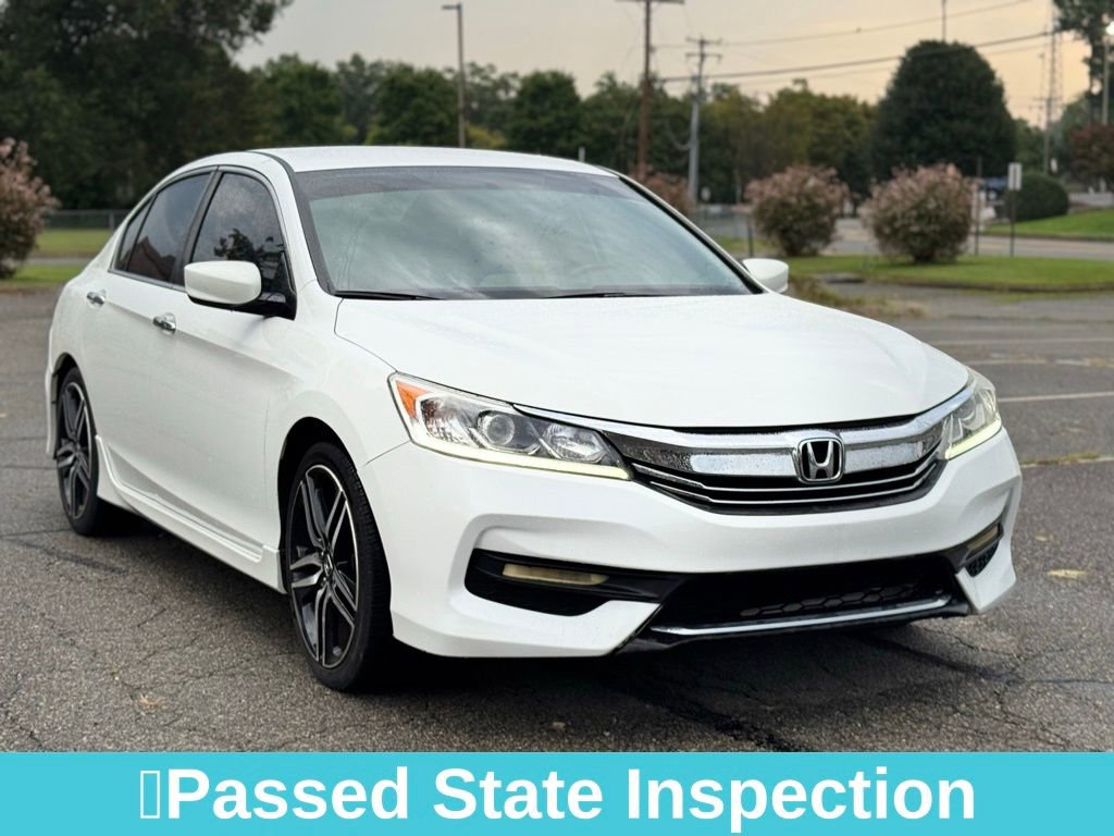 Used 2017 Honda Accord Sport image 12