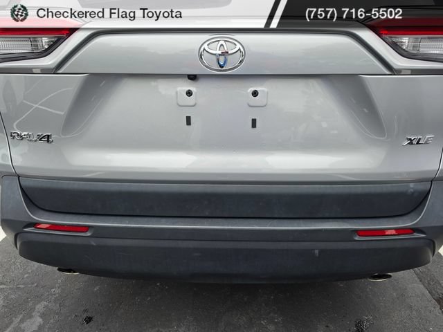Used 2025 Toyota RAV4 XLE FWD image 7