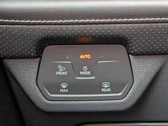 Used 2025 Volkswagen Atlas Cross Sport SEL Premium R-Line image 15