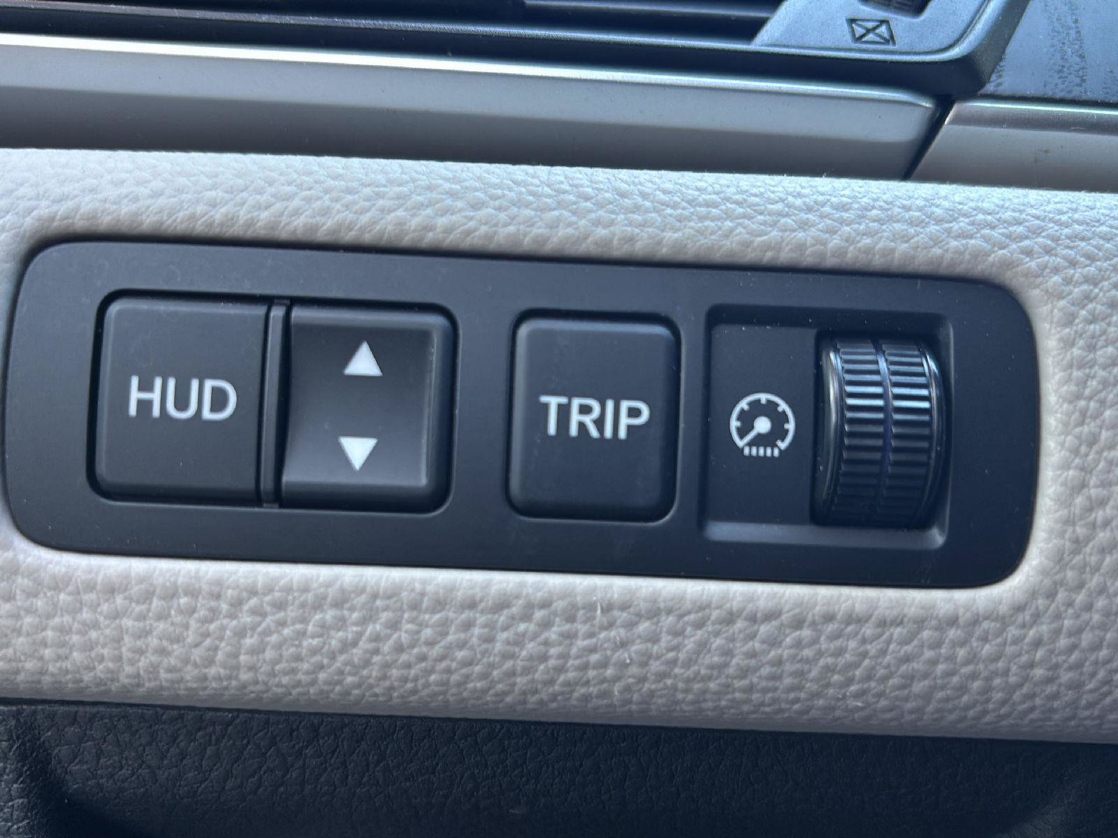 Used 2020 Honda Accord Touring image 11