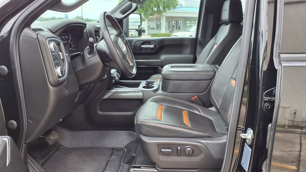 Used 2022 GMC Sierra 2500 AT4 w/ AT4 Preferred Package AWD/4WD image 14