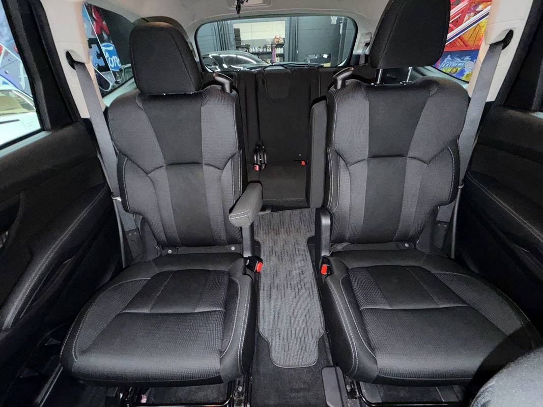 Used 2023 Subaru Ascent Premium w/ Convenience Package AWD/4WD image 33
