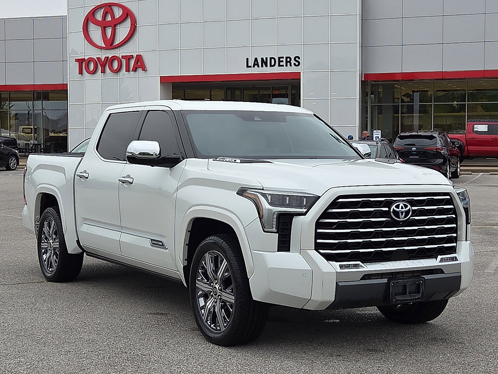 Used 2023 Toyota Tundra Capstone AWD/4WD image 1