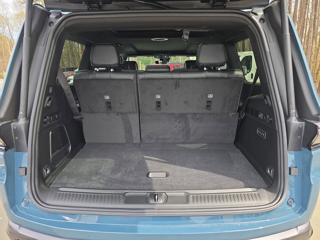 New 2026 Jeep Grand Wagoneer Limited image 13