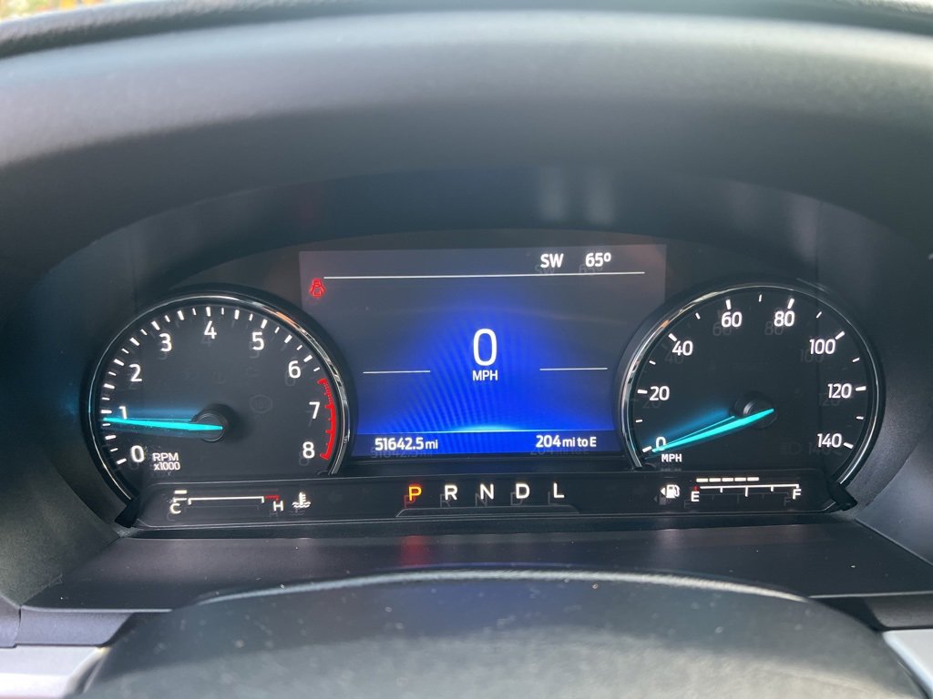 Used 2022 Ford Explorer XLT w/ Equipment Group 202A image 17