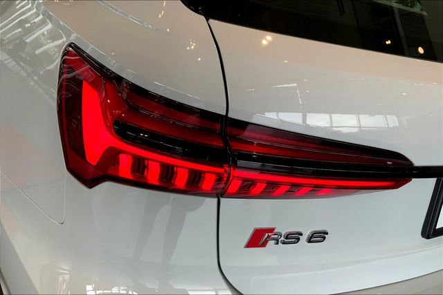 Certified 2025 Audi RS 6 performance w/ Executive Package image 29