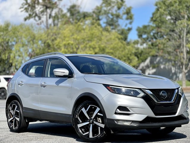 Used 2020 Nissan Rogue Sport SL w/ Premium Package image 3