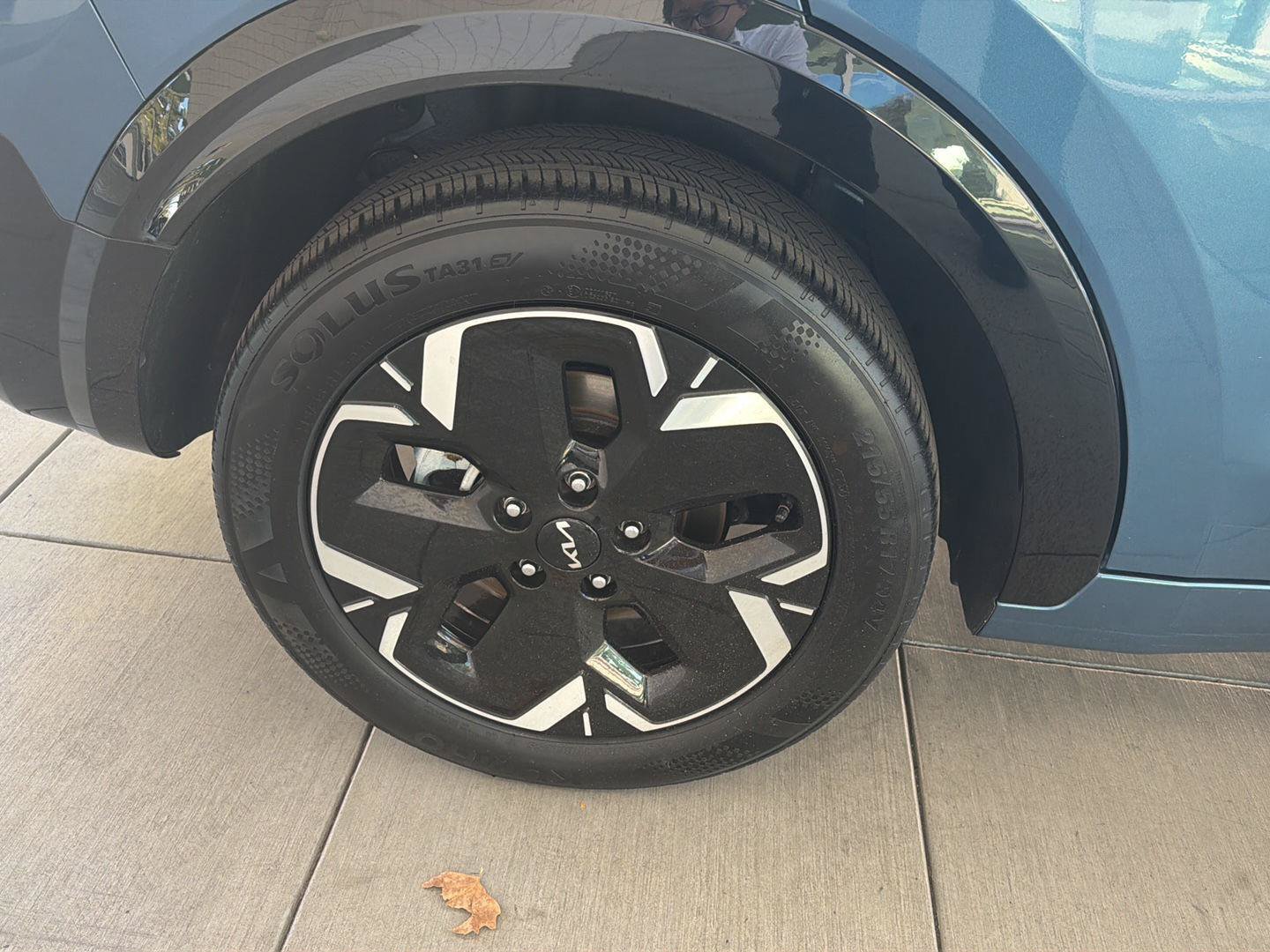 Used 2024 Kia Niro Wind FWD image 11