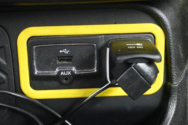 Used 2017 Jeep Renegade Latitude w/ Popular Equipment Group FWD image 29