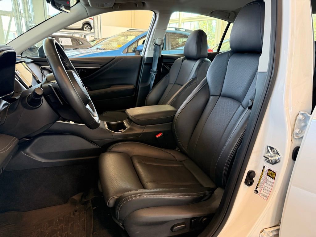 Used 2025 Subaru Legacy Limited AWD/4WD image 9
