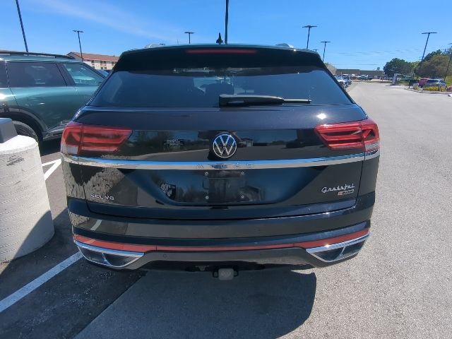 Used 2022 Volkswagen Atlas Cross Sport SEL Premium R-Line AWD/4WD image 4