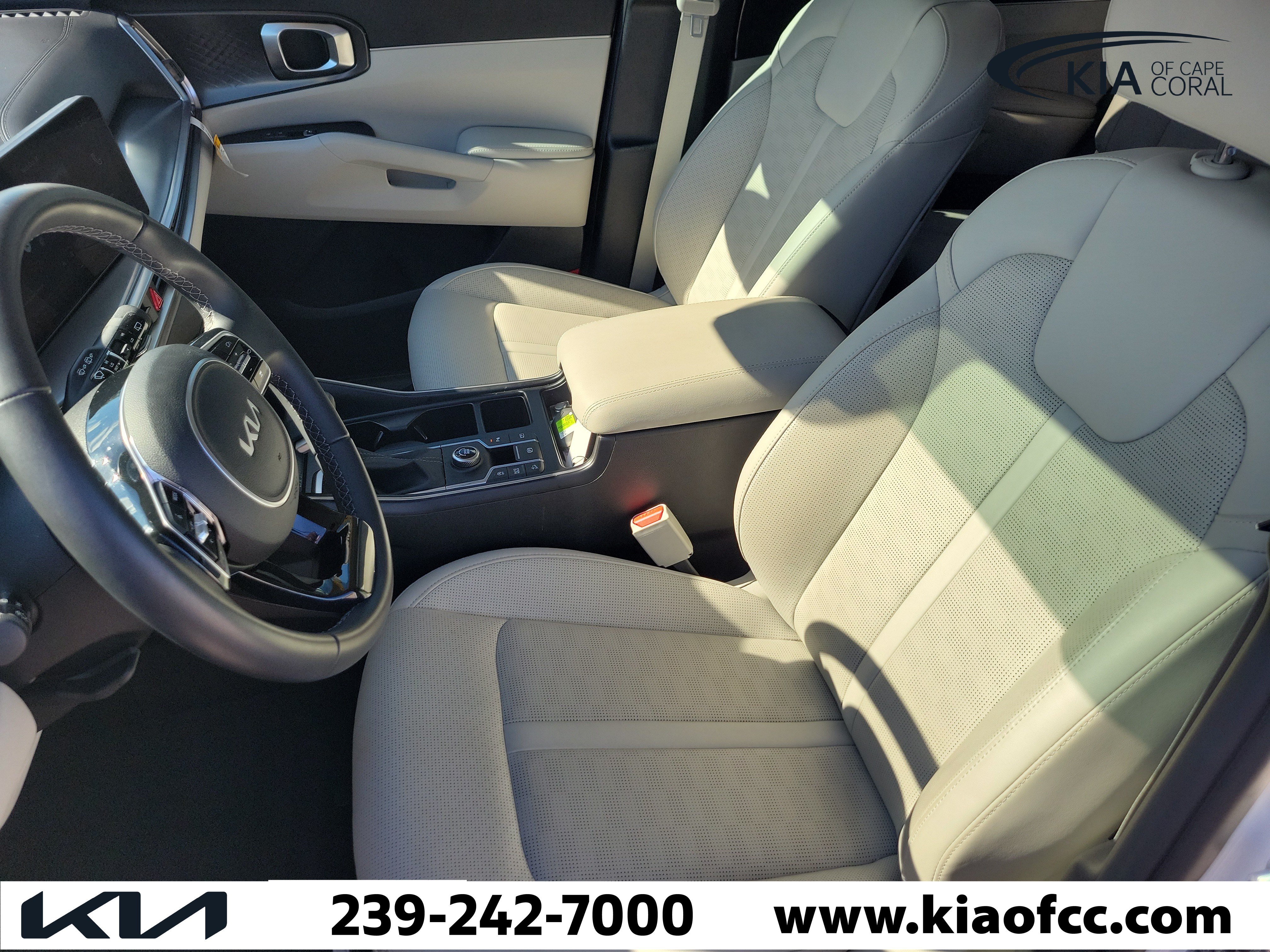 Certified 2025 Kia Sorento S w/ Panoramic Sunroof Package FWD image 22