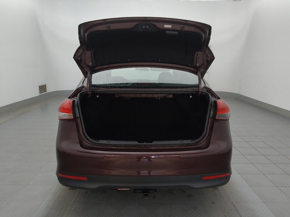 Used 2017 Kia Forte LX w/ LX Popular Package image 29