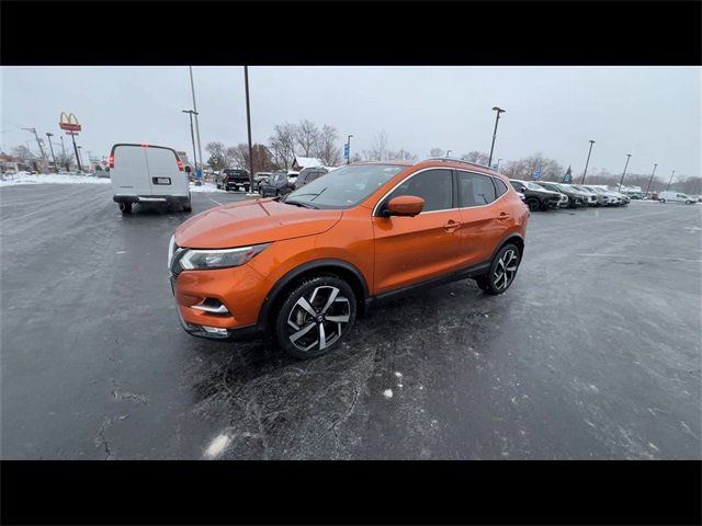 Used 2021 Nissan Rogue Sport SL w/ Premium Package image 4