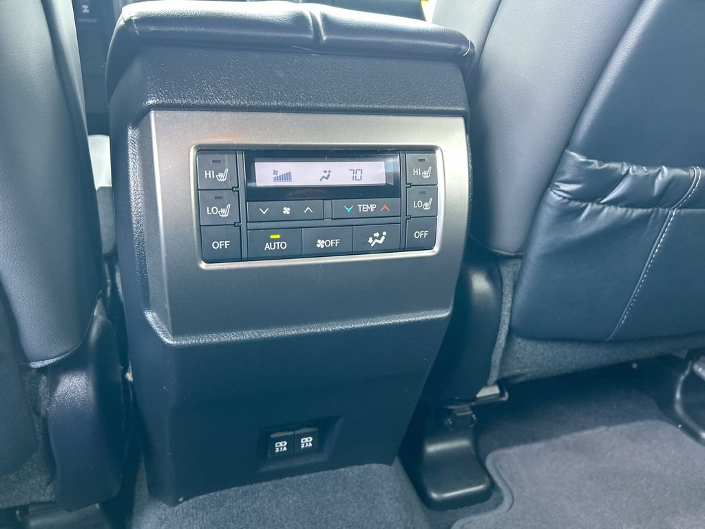 Used 2023 Lexus GX 460 Premium AWD/4WD image 34