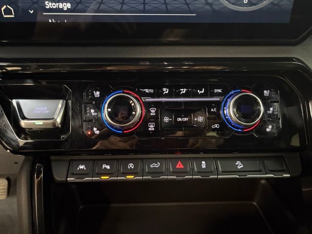Used 2025 GMC Sierra 1500 AT4 w/ Technology Package AWD/4WD image 36