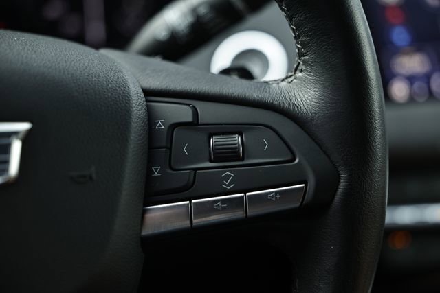 Used 2021 Cadillac XT4 Premium Luxury image 32