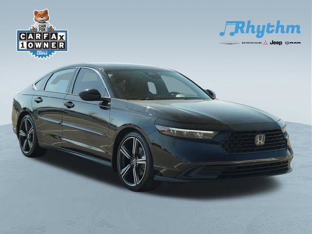 Used 2023 Honda Accord Sport image 1