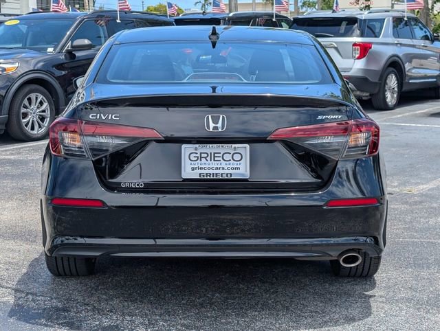Used 2025 Honda Civic Sport image 6
