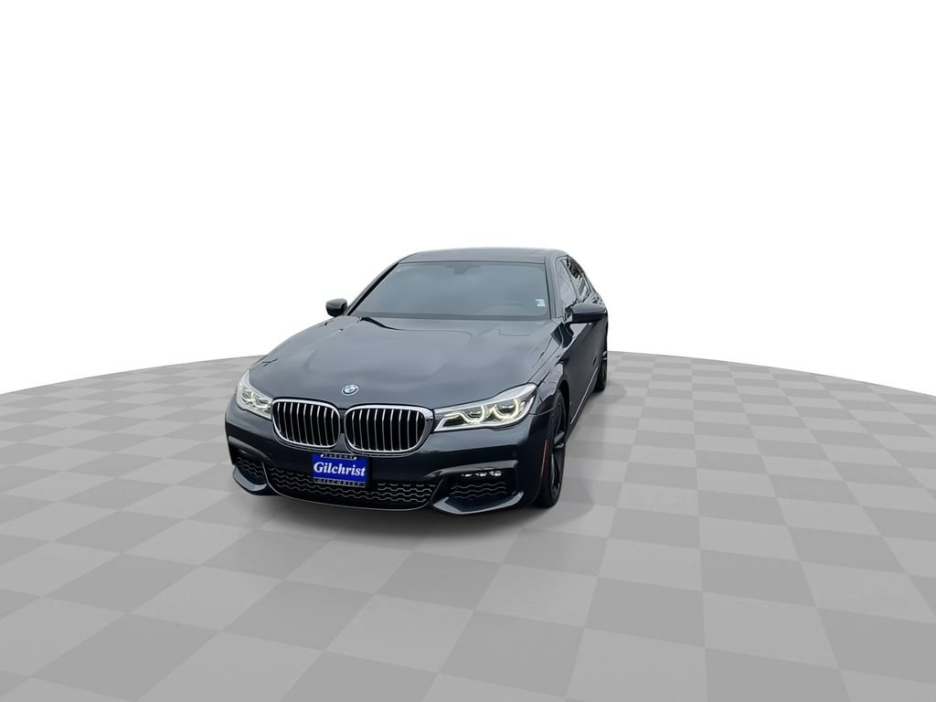Used 2016 BMW 750i xDrive AWD/4WD image 3