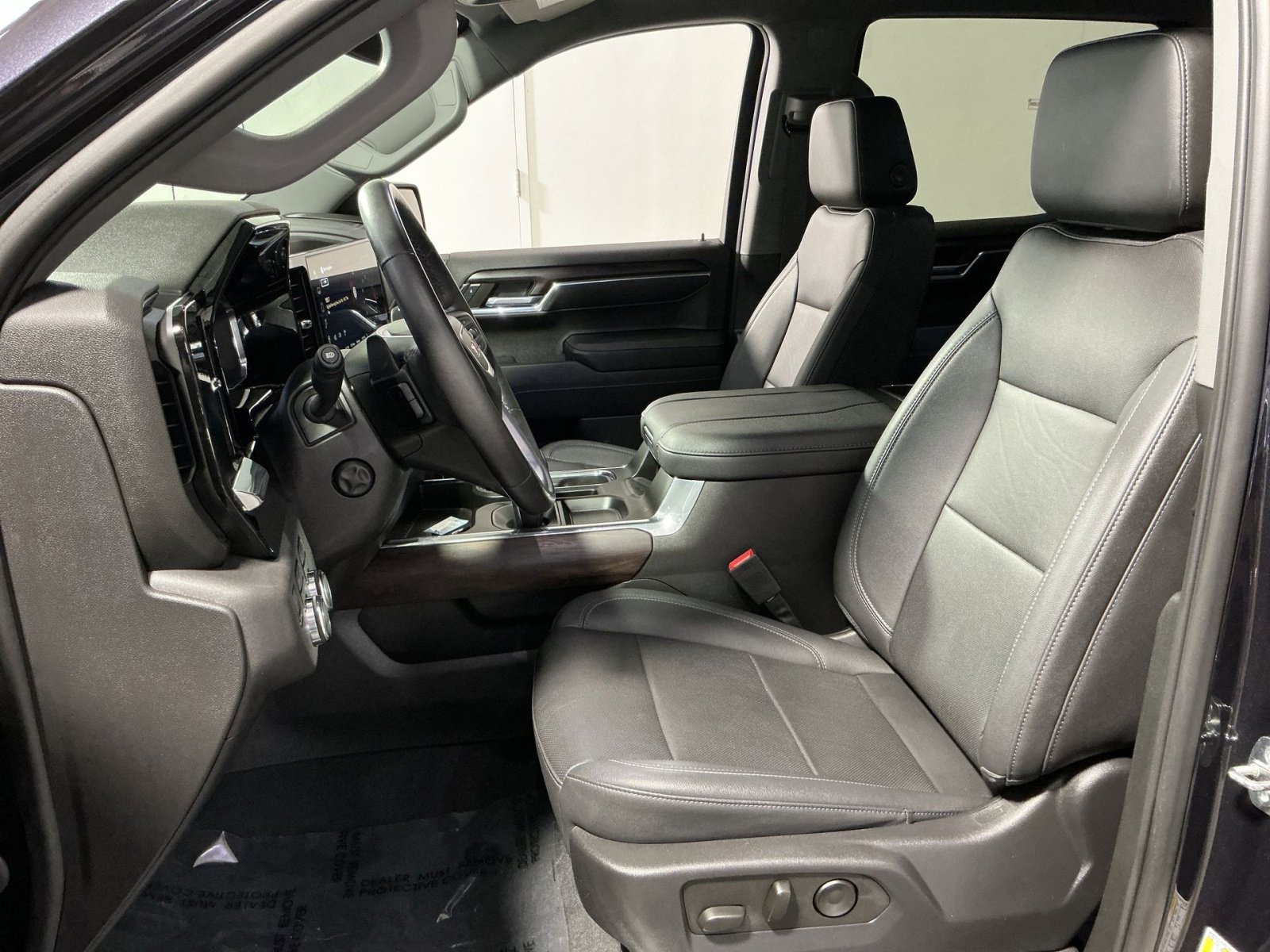 Used 2023 GMC Sierra 1500 SLT w/ SLT Premium Package image 21