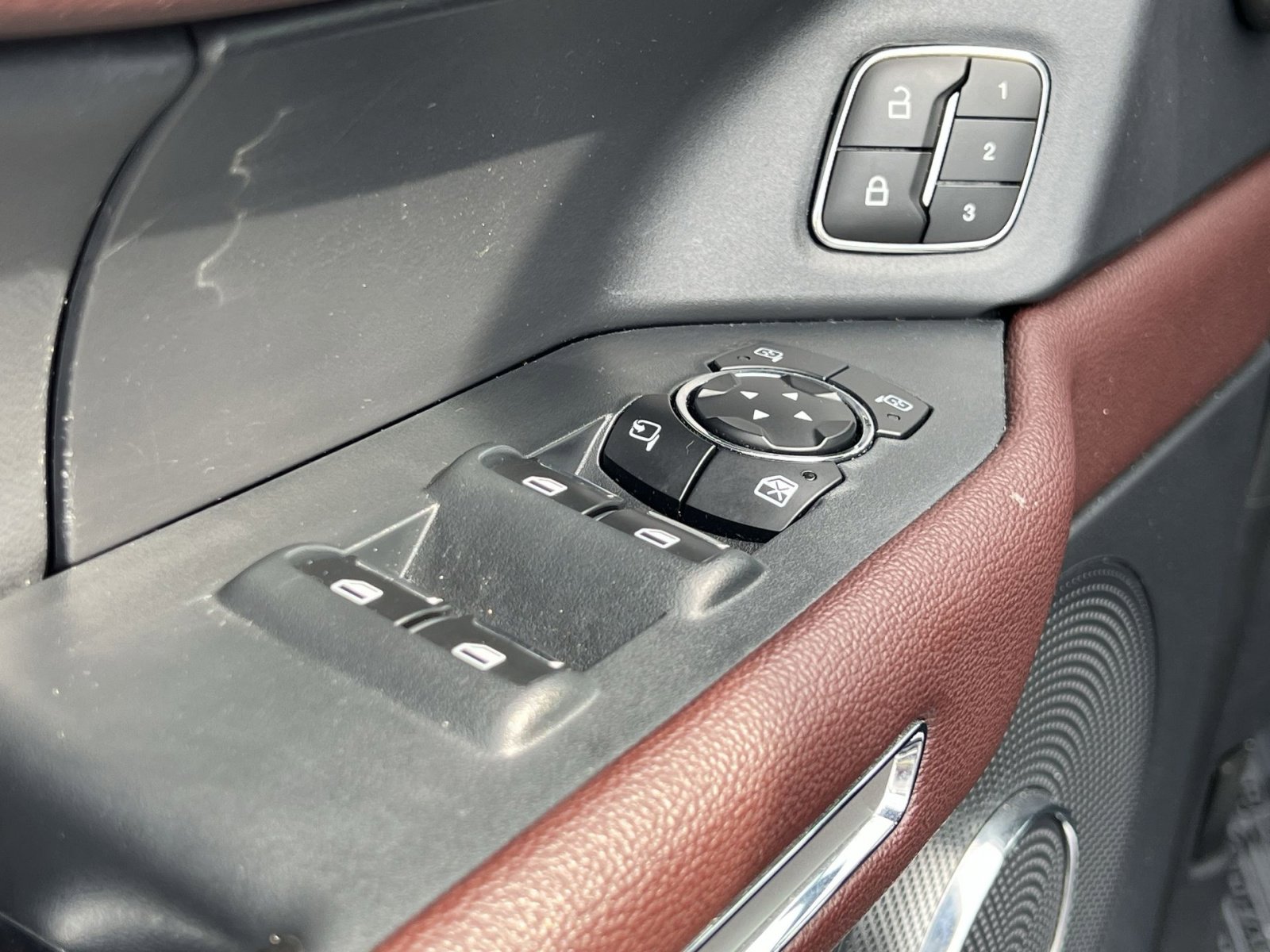 Used 2024 Ford Expedition Max Limited image 12