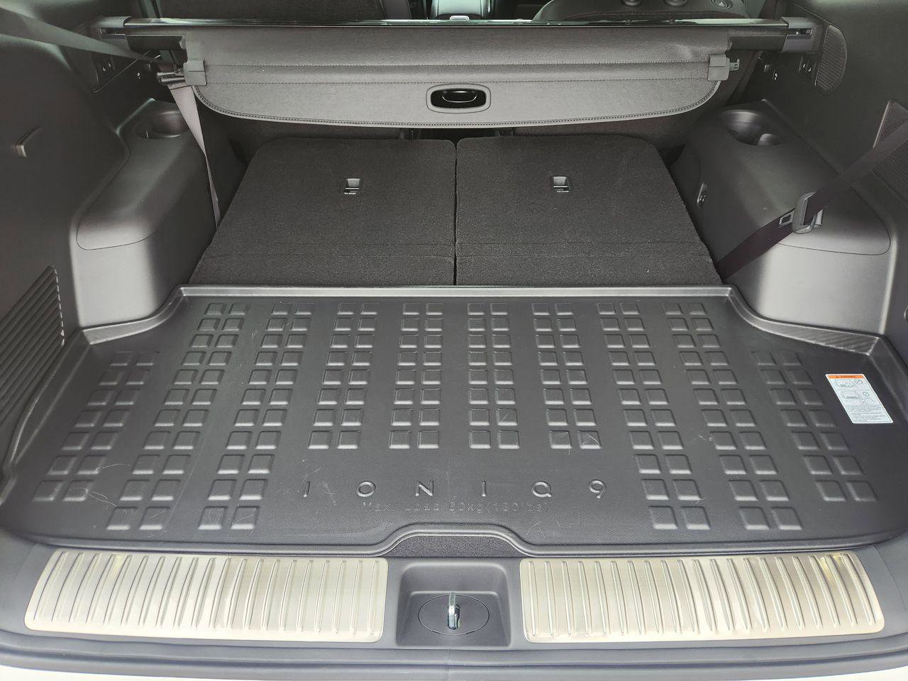 New 2026 Hyundai Ioniq 9 Calligraphy image 32