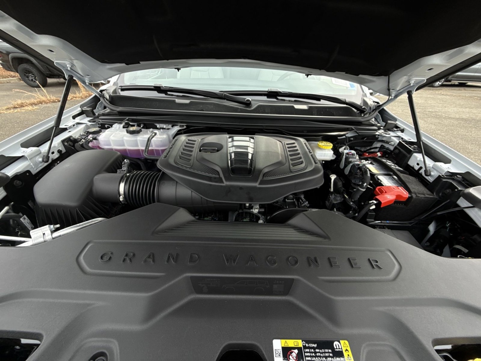 New 2026 Jeep Grand Wagoneer L 4WD w/ Premium Group I image 29