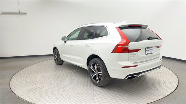 Used 2018 Volvo XC60 T8 R-Design w/ Convenience Package image 4