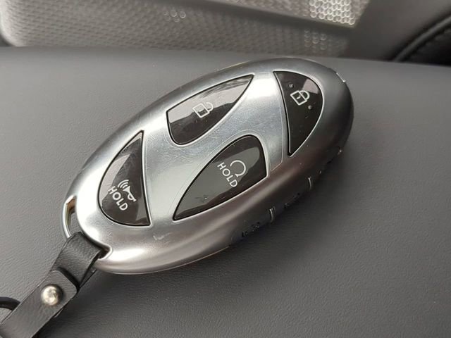 New 2024 Hyundai Kona Limited FWD image 31