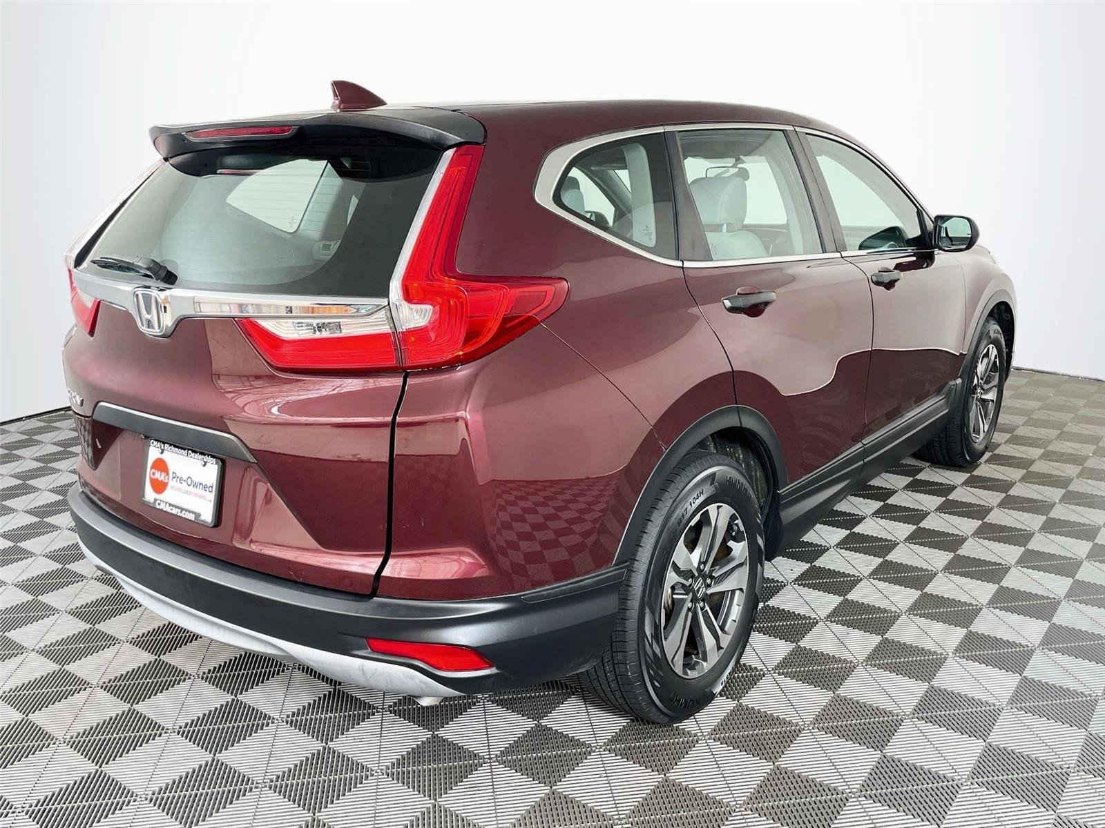 Used 2019 Honda CR-V LX image 11