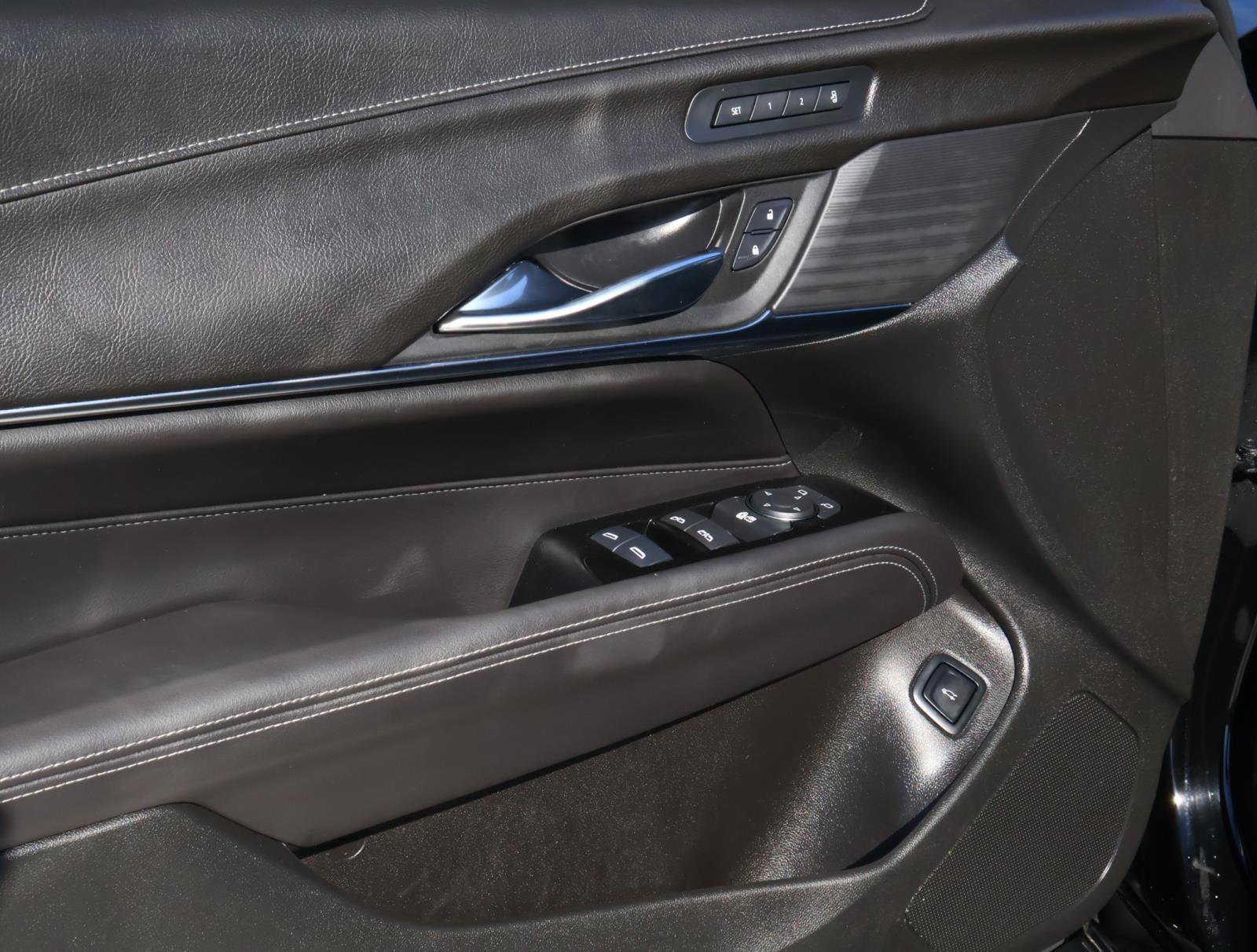 Used 2025 Cadillac CT4 Premium Luxury image 16