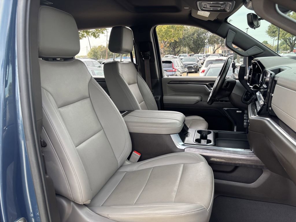 Used 2024 Chevrolet Silverado 2500 LTZ w/ LTZ Convenience Package image 24