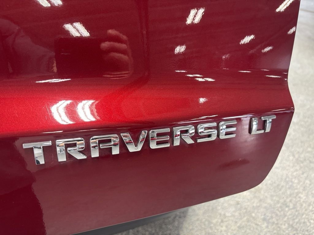 Used 2016 Chevrolet Traverse LT w/ Style and Technology Package image 39
