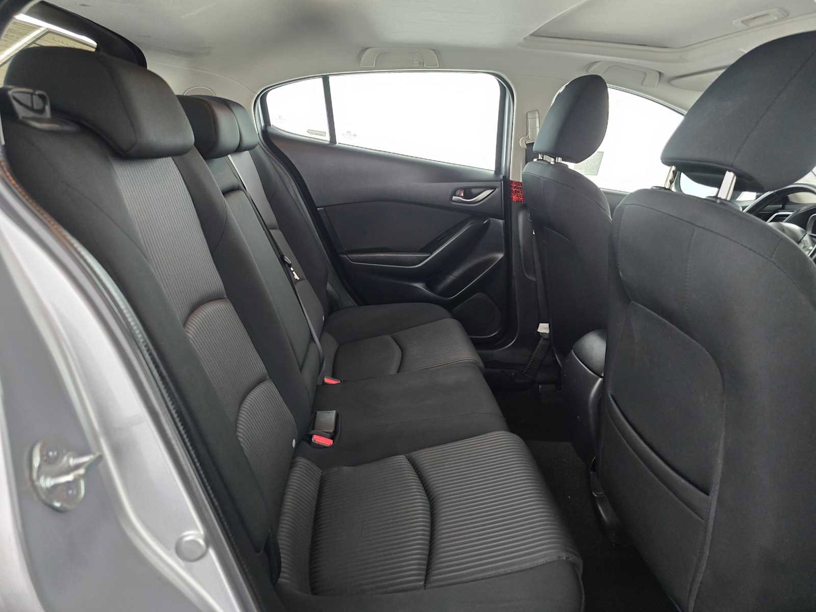 Used 2016 MAZDA MAZDA3 i Touring w/ Popular Equipment Package image 12