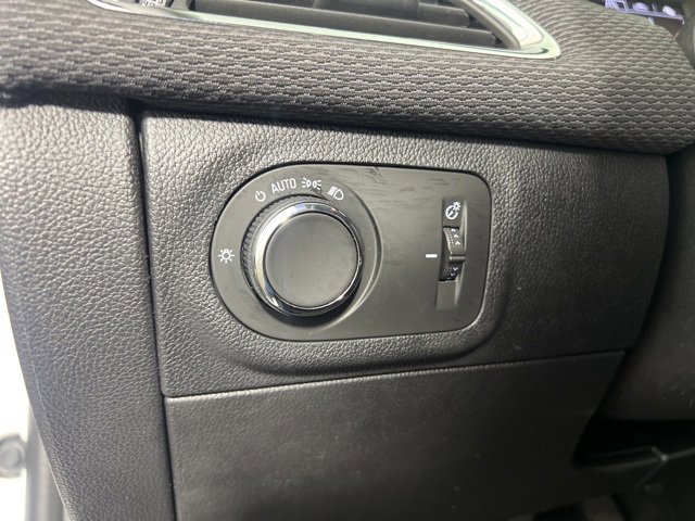 Used 2017 Chevrolet Cruze LS image 16