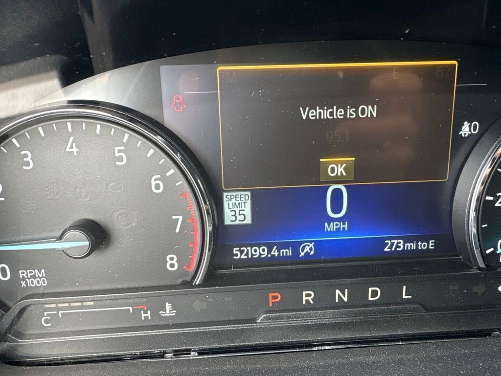 Used 2021 Ford Explorer XLT w/ Equipment Group 202A RWD image 14
