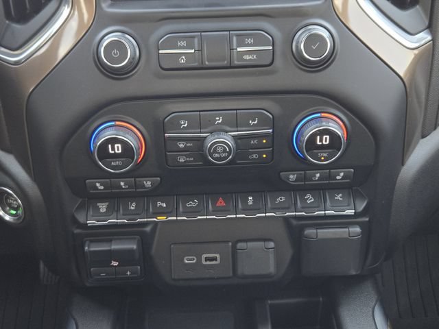 Used 2021 Chevrolet Silverado 2500 High Country w/ Z71 Off-Road Package AWD/4WD image 19