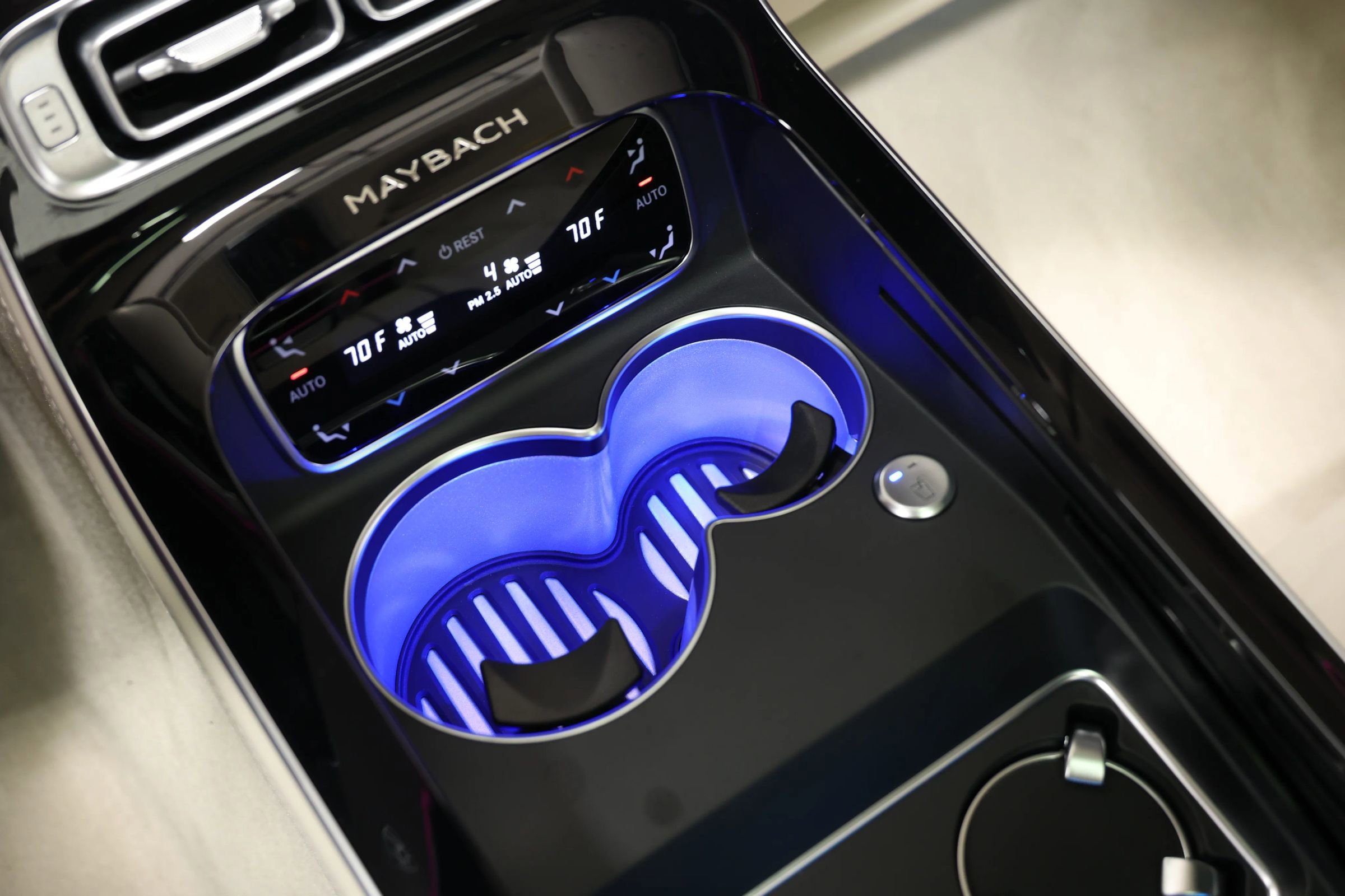 Used 2024 Mercedes-Benz Maybach S 580 4MATIC image 83
