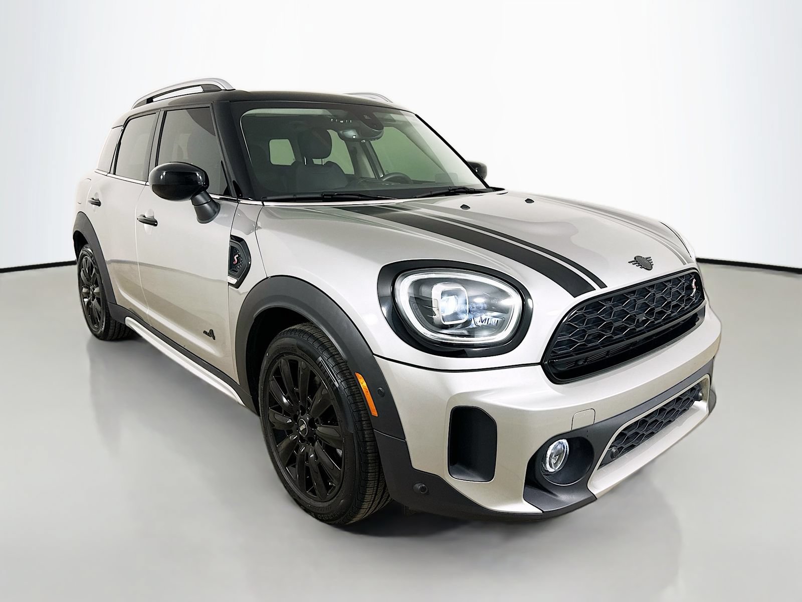 Used 2024 MINI Cooper Countryman S AWD/4WD image 3