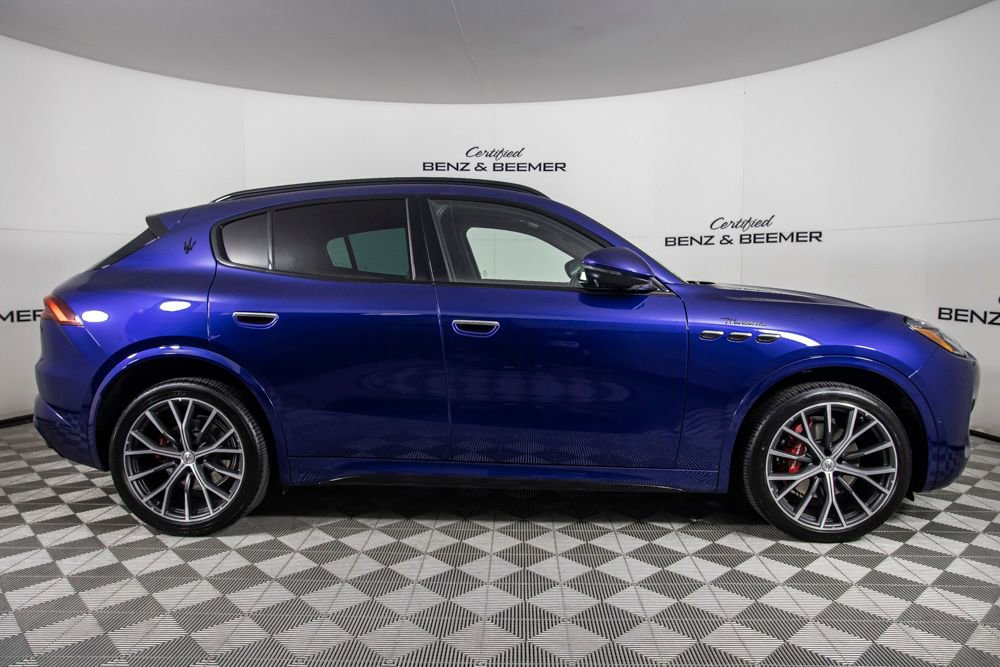Used 2023 Maserati Grecale Modena image 4