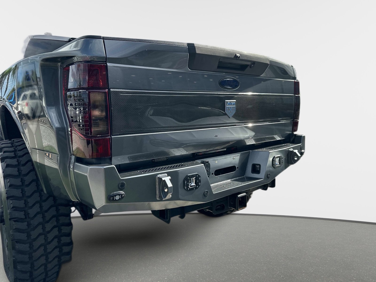 Used 2022 Ford F350 Lariat w/ Lariat Ultimate Package AWD/4WD image 12