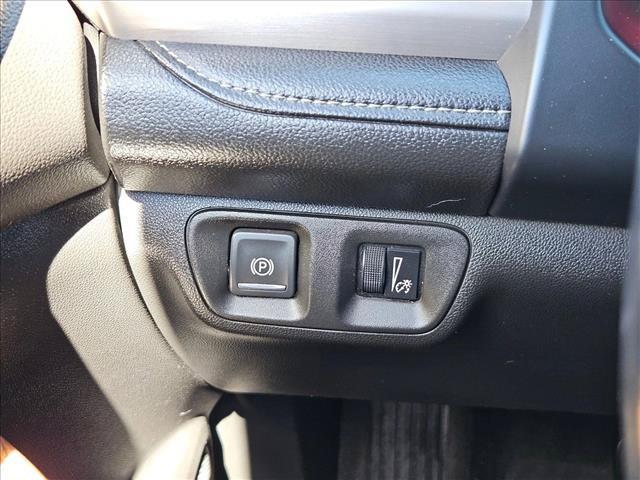 Used 2019 GMC Acadia Denali w/ Technology Package FWD image 17