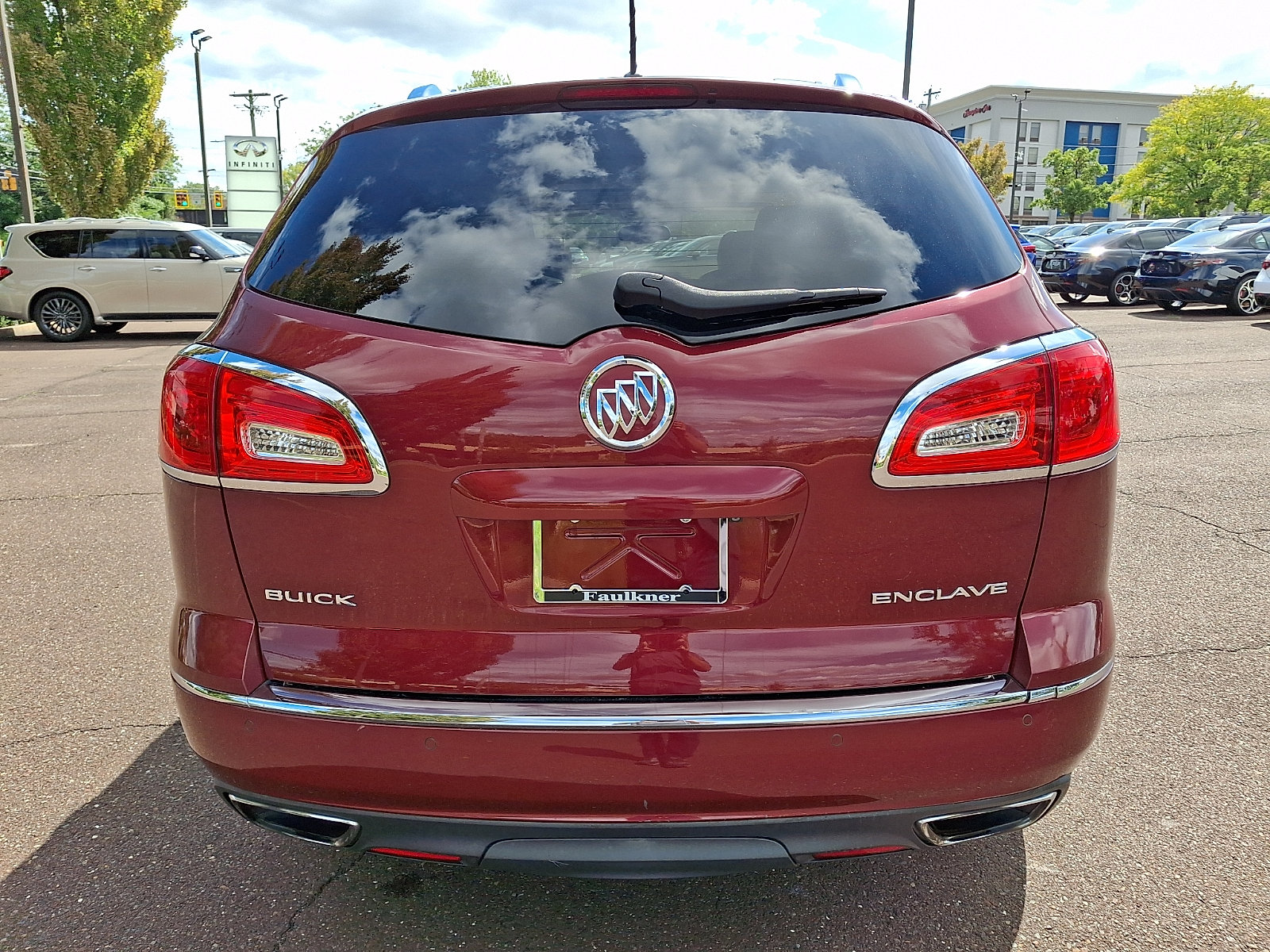 Used 2015 Buick Enclave Leather FWD image 5