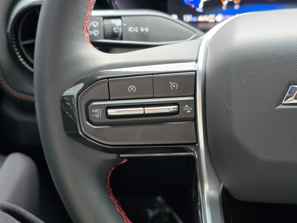 Used 2025 Chevrolet Colorado Z71 w/ Technology Package image 30