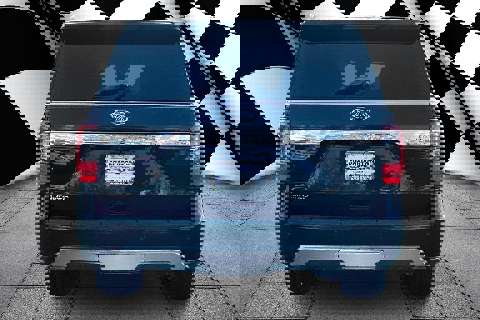 Used 2021 Ford Expedition Max Limited image 4