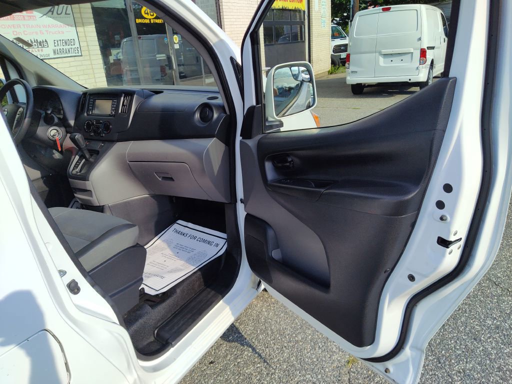 Used 2018 Nissan NV200 SV w/ Navigation Package image 20