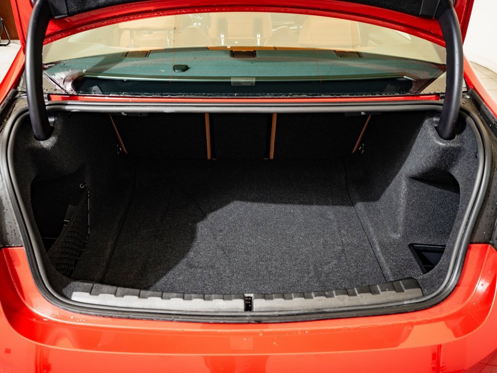 Certified 2024 BMW 330i xDrive Sedan image 17