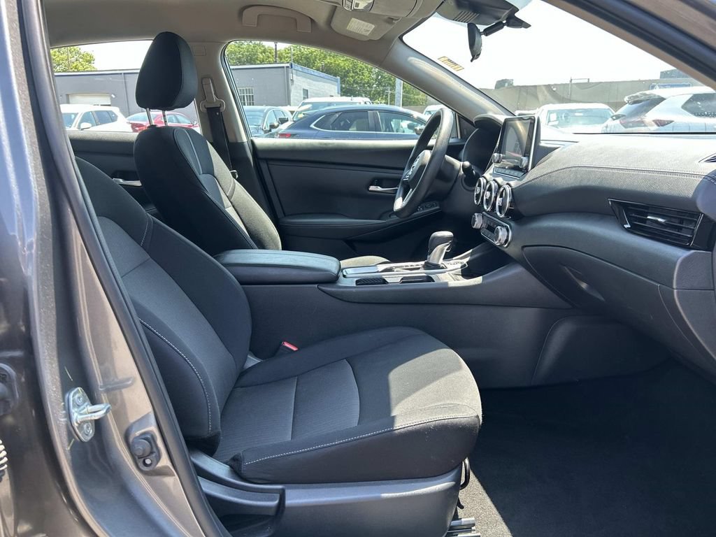 Certified 2023 Nissan Sentra SV FWD image 14